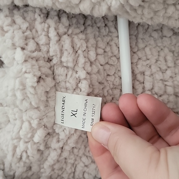 Fleece Plaid Vest - Picture 3 of 3